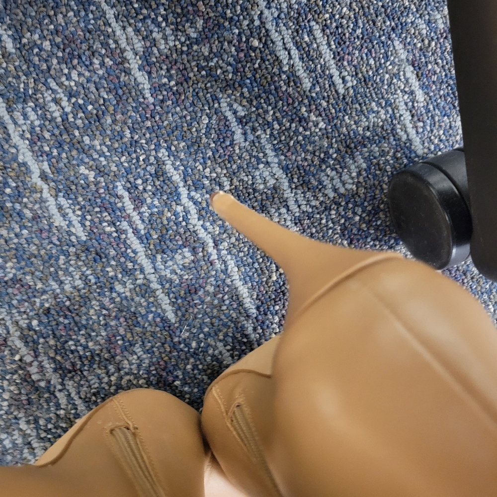 Vince Camuto Camel leather booties 6.5 - Picture 14 of 15